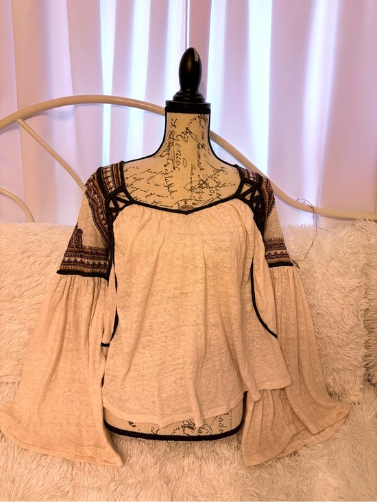 Free People Tops - Y2K Free People Cream Peasant Tunic with Black Trim and Maroon Embroidery